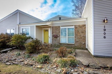 Hard to find, one level condo, with double garage! Home is on  in Arkansas - for sale on GolfHomes.com, golf home, golf lot