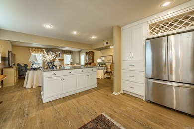 Hard to find, one level condo, with double garage! Home is on  in Arkansas - for sale on GolfHomes.com, golf home, golf lot