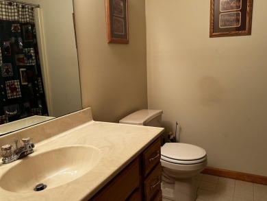 4-bedroom, 2.5-bath contemporary home located in the Pocono on Pocono Farms Country Club in Pennsylvania - for sale on GolfHomes.com, golf home, golf lot