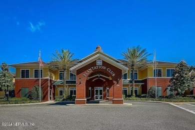 Well maintained 3 bedroom, 2 & 1/2 bath townhome located in the on Julington Creek Golf Club in Florida - for sale on GolfHomes.com, golf home, golf lot