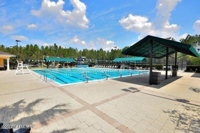 Well maintained 3 bedroom, 2 & 1/2 bath townhome located in the on Julington Creek Golf Club in Florida - for sale on GolfHomes.com, golf home, golf lot