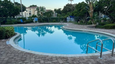 This meticulously maintained 2-bedroom, 2-bathroom apartment on MetroWest Golf Club in Florida - for sale on GolfHomes.com, golf home, golf lot