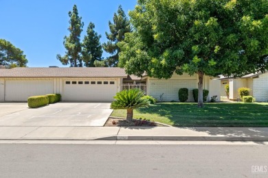 Charming Kern City home on the Golf Course!  Offering 2 big on Sundale Country Club in California - for sale on GolfHomes.com, golf home, golf lot