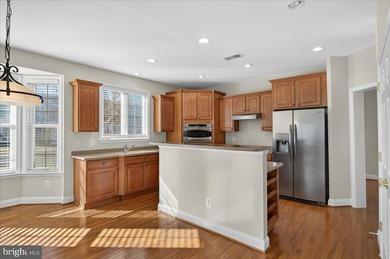 New Carpet and Paint! Newer Roof and hot water heater! Step into on Heritage Hunt Golf and Country Club in Virginia - for sale on GolfHomes.com, golf home, golf lot