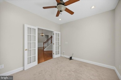 New Carpet and Paint! Newer Roof and hot water heater! Step into on Heritage Hunt Golf and Country Club in Virginia - for sale on GolfHomes.com, golf home, golf lot