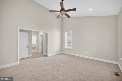 New Carpet and Paint! Newer Roof and hot water heater! Step into on Heritage Hunt Golf and Country Club in Virginia - for sale on GolfHomes.com, golf home, golf lot