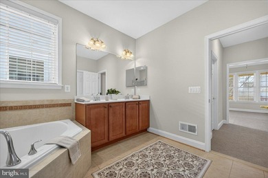 New Carpet and Paint! Newer Roof and hot water heater! Step into on Heritage Hunt Golf and Country Club in Virginia - for sale on GolfHomes.com, golf home, golf lot