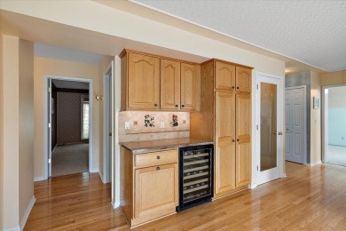 4 BR 3.5 bath Expanded ''Newport'' Colonial that's in pristine on Pheasant Run Golf Club in Michigan - for sale on GolfHomes.com, golf home, golf lot