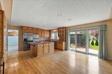 4 BR 3.5 bath Expanded ''Newport'' Colonial that's in pristine on Pheasant Run Golf Club in Michigan - for sale on GolfHomes.com, golf home, golf lot