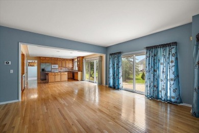 4 BR 3.5 bath Expanded ''Newport'' Colonial that's in pristine on Pheasant Run Golf Club in Michigan - for sale on GolfHomes.com, golf home, golf lot