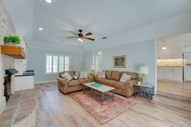 MOTIVATED SELLER!!! 3 BEDROOM, 2 BATH WITH A BEAUTIFUL POOL - on Hillsboro Country Club in Texas - for sale on GolfHomes.com, golf home, golf lot