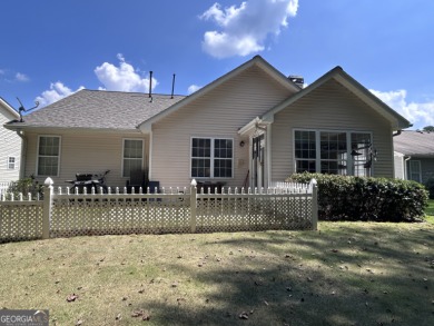 Welcome to this beautifully maintained 3-bedroom, 2-bathroom on Braelinn Golf Club in Georgia - for sale on GolfHomes.com, golf home, golf lot
