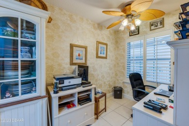 Spacious 2-bedroom 2 bath condo with open floor plan is perfect on Harbour Village Golf and Yacht Club in Florida - for sale on GolfHomes.com, golf home, golf lot