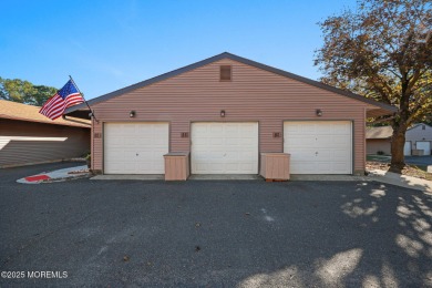 Nicely updated 2 bed 2 bath Villa 600 model w/bonus garage in on Shadow Lake Village in New Jersey - for sale on GolfHomes.com, golf home, golf lot
