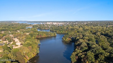 Nicely updated 2 bed 2 bath Villa 600 model w/bonus garage in on Shadow Lake Village in New Jersey - for sale on GolfHomes.com, golf home, golf lot