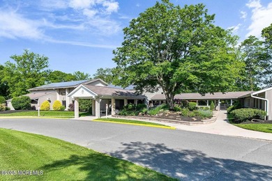 Nicely updated 2 bed 2 bath Villa 600 model w/bonus garage in on Shadow Lake Village in New Jersey - for sale on GolfHomes.com, golf home, golf lot