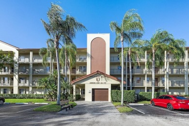 Charming Fully Remodeled 2 bedroom/2 bath Condo in Century on Flamingo Lakes Country Club in Florida - for sale on GolfHomes.com, golf home, golf lot