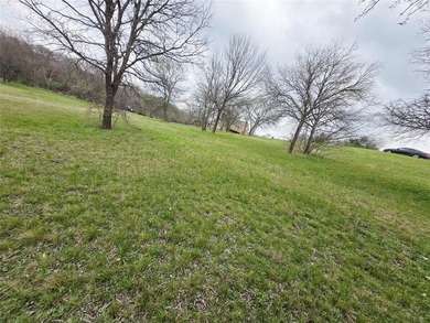 Build your dream home on this beautiful unimproved residential on Tangle Ridge Golf Club in Texas - for sale on GolfHomes.com, golf home, golf lot
