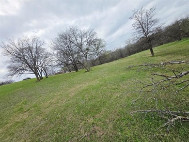 Build your dream home on this beautiful unimproved residential on Tangle Ridge Golf Club in Texas - for sale on GolfHomes.com, golf home, golf lot