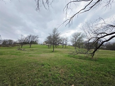 Build your dream home on this beautiful unimproved residential on Tangle Ridge Golf Club in Texas - for sale on GolfHomes.com, golf home, golf lot