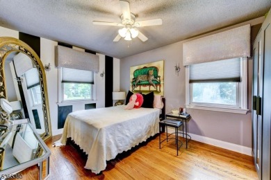 Charming 3BR/2BA Home in Packanack Lake on a gorgeous, large on Packanack Golf Club in New Jersey - for sale on GolfHomes.com, golf home, golf lot