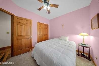 ''Welcome Home'' This 2093 sq ft split floor plan home is on Heatherhurst Golf Course in Tennessee - for sale on GolfHomes.com, golf home, golf lot