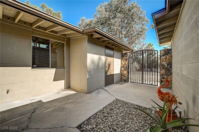 This lovely 3BD, 2BA, 2CAR mid-century Home with a modern flare on Las Vegas National Golf Club in Nevada - for sale on GolfHomes.com, golf home, golf lot