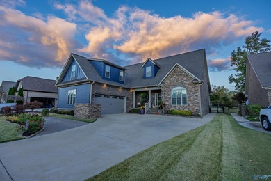 CANEBRAKE GOLF FRONT LUXURY! This executive 4BR/3.5BA home on Canebrake Golf Club in Alabama - for sale on GolfHomes.com, golf home, golf lot
