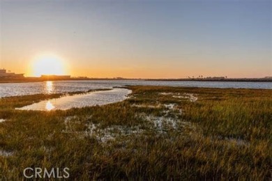 Huge Price Improvement! Now is your chance to own in Huntington on Meadowlark Golf Club in California - for sale on GolfHomes.com, golf home, golf lot