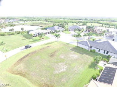 Build your dream home on one of the premier lots in Cape Royal! on Royal Tee Country Club in Florida - for sale on GolfHomes.com, golf home, golf lot