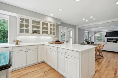 Elegant Living, move-in ready and updated home, with open floor on Blue Ash Golf Course in Ohio - for sale on GolfHomes.com, golf home, golf lot