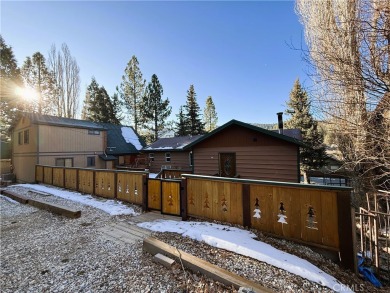 Location... Location... Location,  this beautiful 3 bedroom, 2 on Big Bear Mountain Ski and Golf Resort in California - for sale on GolfHomes.com, golf home, golf lot