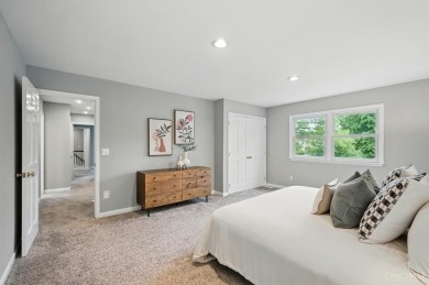 Elegant Living, move-in ready and updated home, with open floor on Blue Ash Golf Course in Ohio - for sale on GolfHomes.com, golf home, golf lot