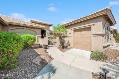 Welcome to Sun Lakes, where every day feels like vacation! This on Oakwood Golf Club  in Arizona - for sale on GolfHomes.com, golf home, golf lot