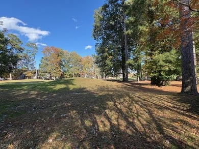 Come relax on the deck and watch the golfers go by! This amazing on Honey Bee Golf Club in Virginia - for sale on GolfHomes.com, golf home, golf lot