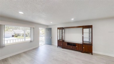 Spacious 2/2 Montgomery Model Villa with 2-Car Garage in on On Top of the World Golf Course in Florida - for sale on GolfHomes.com, golf home, golf lot