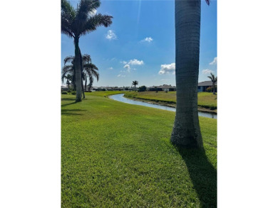 This turnkey 3 bedroom 2 bath heated pool home is located in the on Rotonda Golf and Country Club - Long Marsh  in Florida - for sale on GolfHomes.com, golf home, golf lot