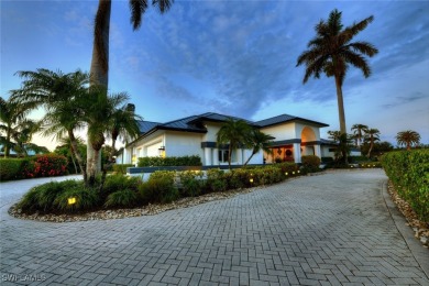 Incredible custom built estate home on over a half-acre lot on Fiddlesticks Country Club in Florida - for sale on GolfHomes.com, golf home, golf lot