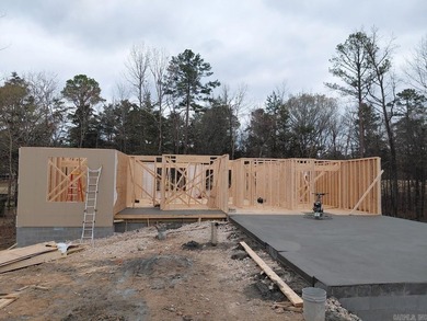 This new floorplan for Deaton Construction features 3 beds/2 on Ponce De Leon Golf Course in Arkansas - for sale on GolfHomes.com, golf home, golf lot