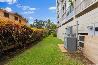 Urban edge-style penthouse living with a metro-chic feel. This on Ala Wai Golf Course in Hawaii - for sale on GolfHomes.com, golf home, golf lot
