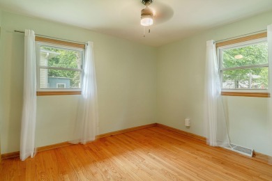 Ideal ranch home in East Madison's Linda Vista neighborhood on Monona Golf Course in Wisconsin - for sale on GolfHomes.com, golf home, golf lot