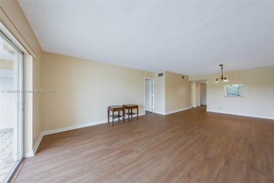 Welcome to tranquil 55+ living in Inverrary! This charming on Inverrary Country Club in Florida - for sale on GolfHomes.com, golf home, golf lot