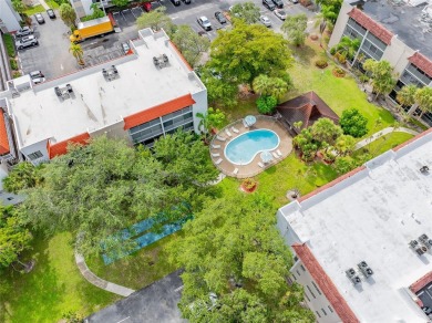 Welcome to tranquil 55+ living in Inverrary! This charming on Inverrary Country Club in Florida - for sale on GolfHomes.com, golf home, golf lot