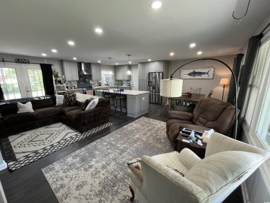 ***PRICED TO SELL*** ENDLESS UPGRADES! PRIME LOCATION!! SHORT on Pine Lakes Country Club in South Carolina - for sale on GolfHomes.com, golf home, golf lot