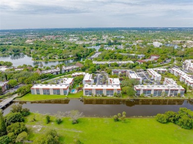 Welcome to tranquil 55+ living in Inverrary! This charming on Inverrary Country Club in Florida - for sale on GolfHomes.com, golf home, golf lot