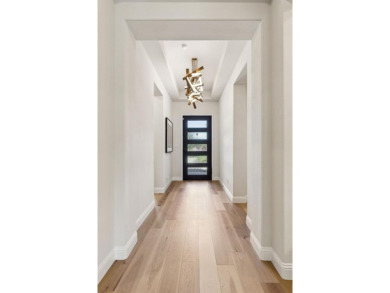 Beautiful 1-story located in The Villas of Hogans Glen. Gated on Trophy Club of Dallas in Texas - for sale on GolfHomes.com, golf home, golf lot