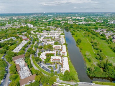 Welcome to tranquil 55+ living in Inverrary! This charming on Inverrary Country Club in Florida - for sale on GolfHomes.com, golf home, golf lot