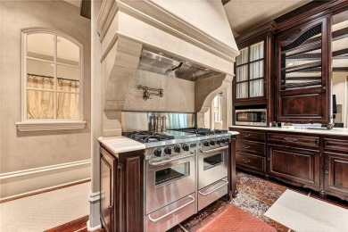Welcome to an exquisite and timeless estate tucked away on over on Pinnacle Country Club in Arkansas - for sale on GolfHomes.com, golf home, golf lot