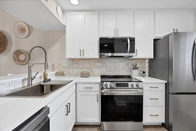 Stunning Turnkey Condo with Golf Course Views & Resort-Style on Plantation Golf and Country Club in Florida - for sale on GolfHomes.com, golf home, golf lot