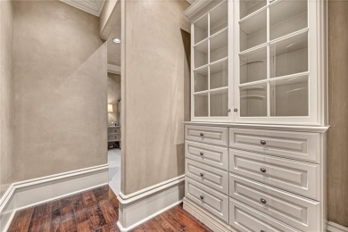 Welcome to an exquisite and timeless estate tucked away on over on Pinnacle Country Club in Arkansas - for sale on GolfHomes.com, golf home, golf lot